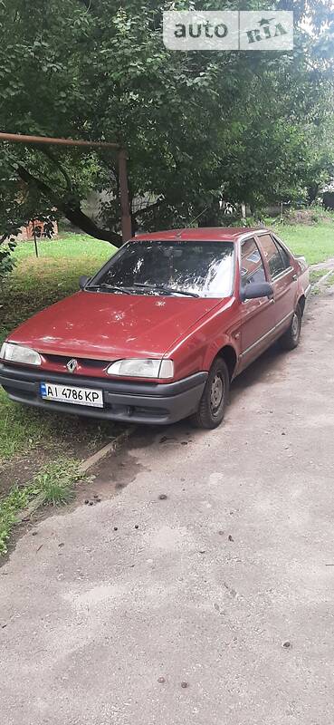 Renault 19