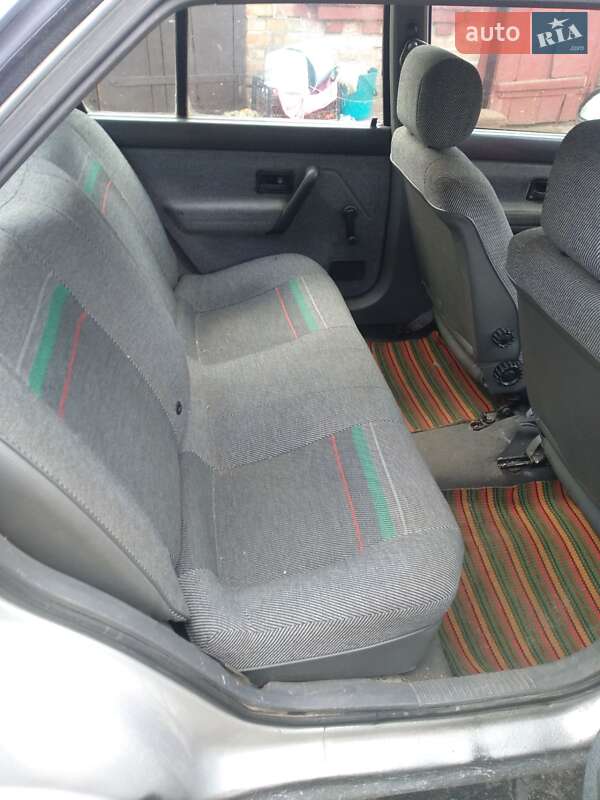 Хетчбек Renault 19 1991 в Рожище фото 4 Хетчбек Renault 19 1991 в Рожище