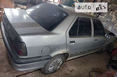 Седан Renault 19 1993 в Рогатині