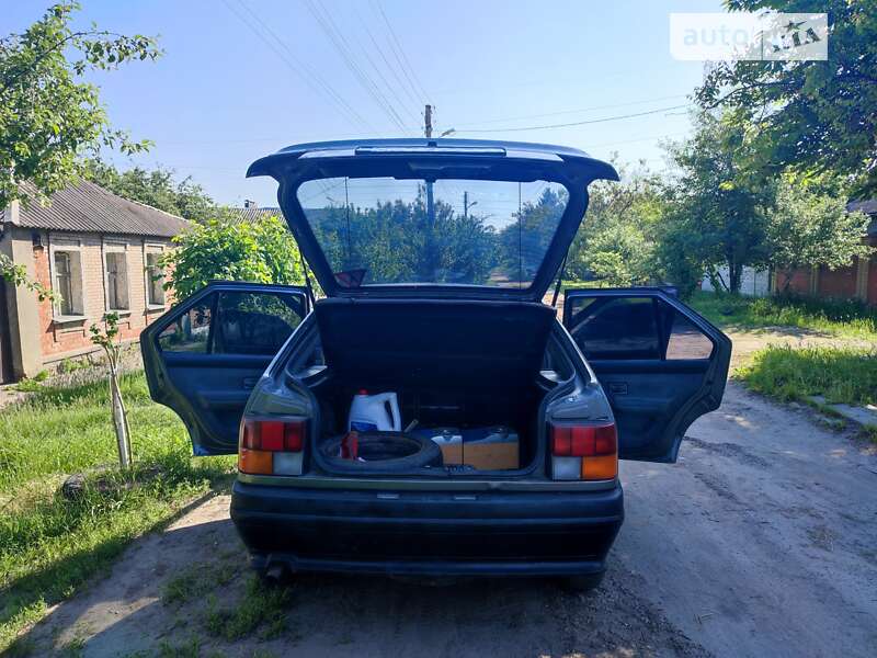Хэтчбек Renault 19 1990 в Харькове