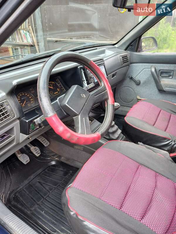 Хэтчбек Renault 19 1990 в Харькове
