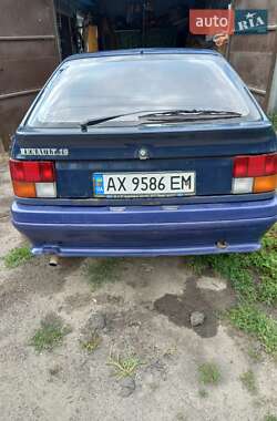 Хэтчбек Renault 19 1990 в Харькове