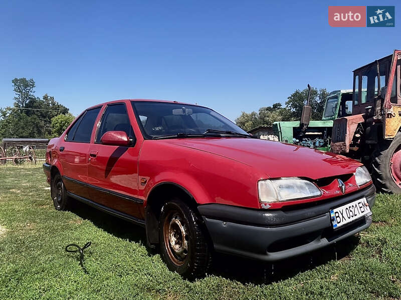 Седан Renault 19 1993 в Теофіполі