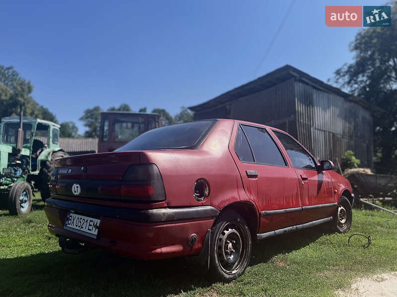 Седан Renault 19 1993 в Теофіполі