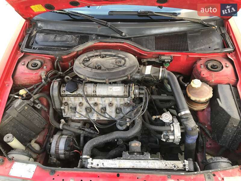 Хетчбек Renault 19 1989 в Львові