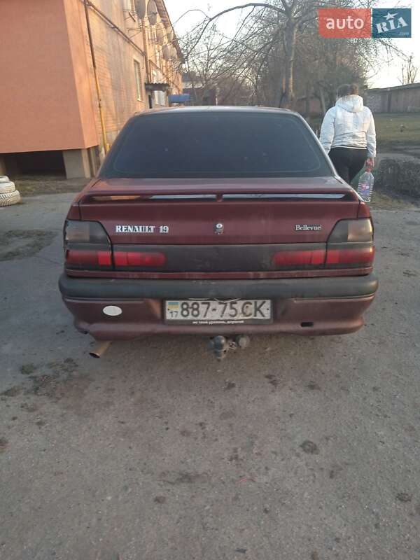 Седан Renault 19 1994 в Шишаках