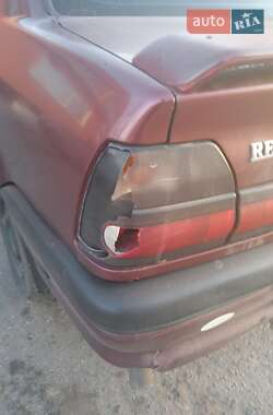 Седан Renault 19 1994 в Шишаки