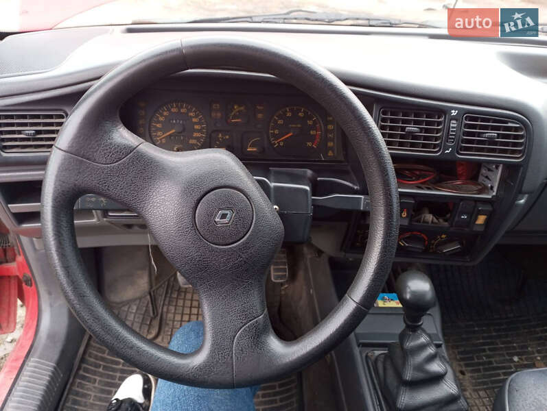 Хэтчбек Renault 19 1991 в Хмельницком