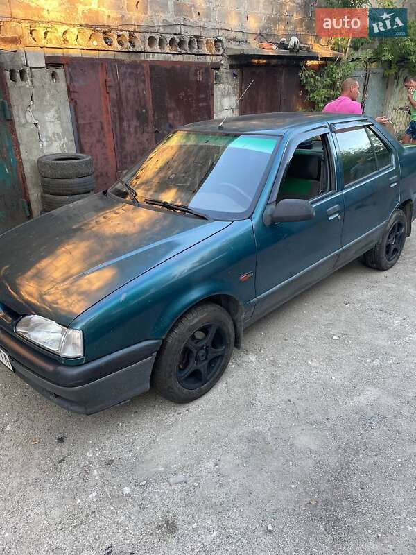 Хэтчбек Renault 19 1998 в Каменском