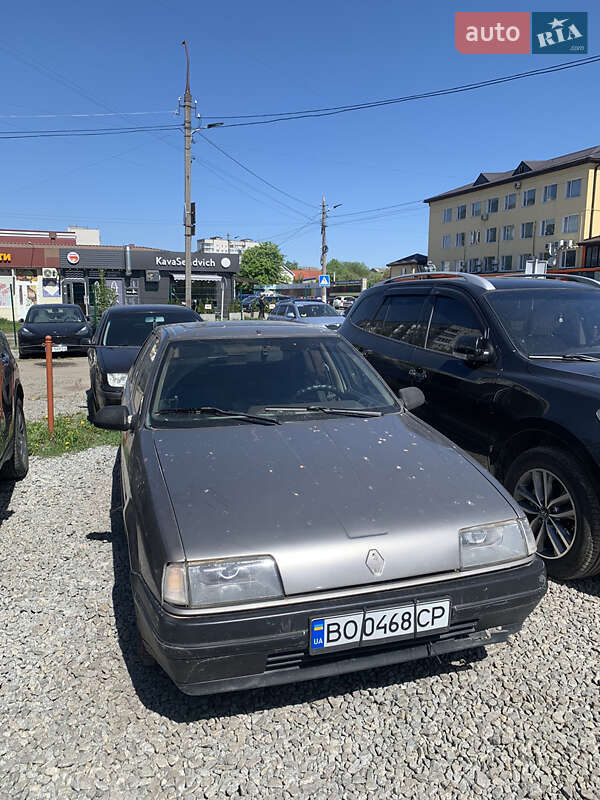 Седан Renault 19 1991 в Житомирі