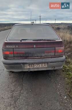 Хетчбек Renault 19 1992 в Сумах