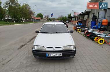 Седан Renault 19 1992 в 