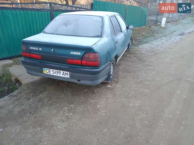 Renault 19 1998