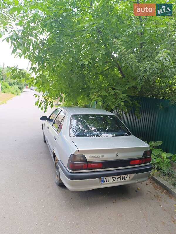 Седан Renault 19 1993 в Білій Церкві