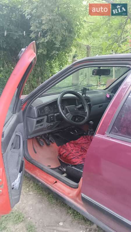 Седан Renault 19 1990 в Запорожье
