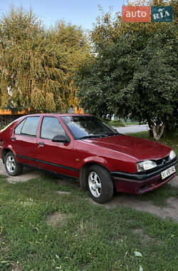 Хэтчбек Renault 19 1993 в Золотоноше