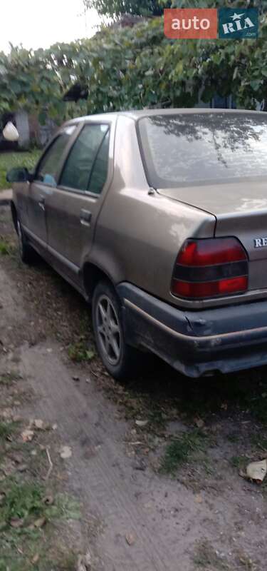 Седан Renault 19 1990 в Светловодске