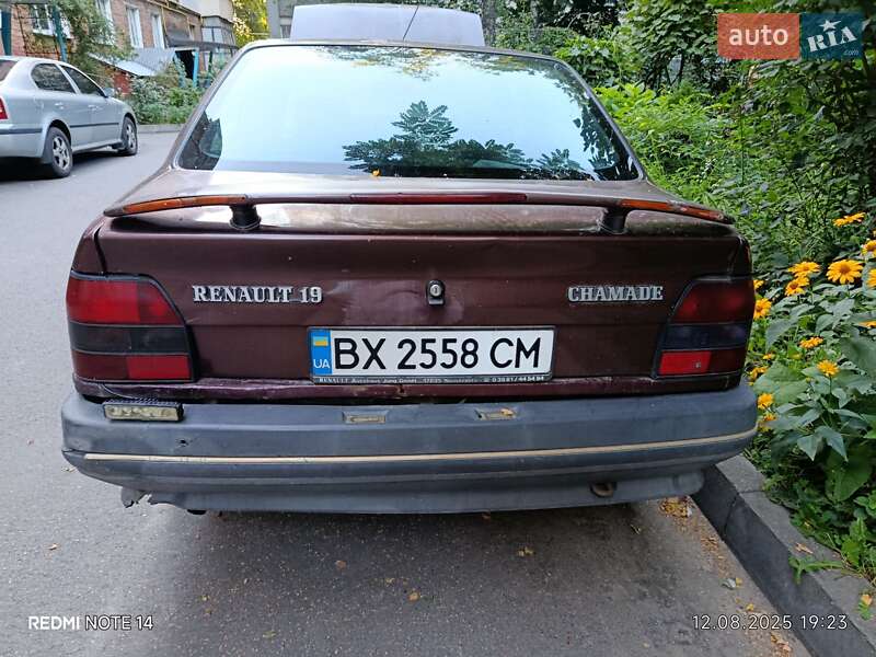 Седан Renault 19 1992 в Хмельницком