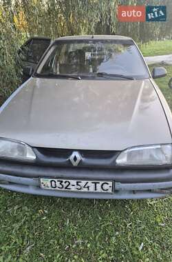 Седан Renault 19 1992 в Львові