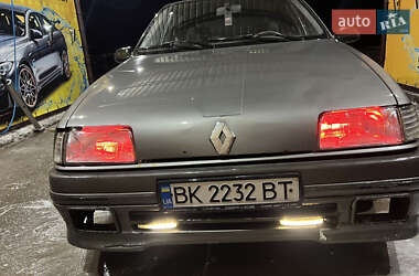 Хэтчбек Renault 19 1990 в 