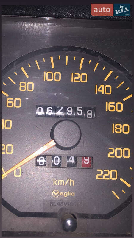 Хэтчбек Renault 19 1990 в Прилуках