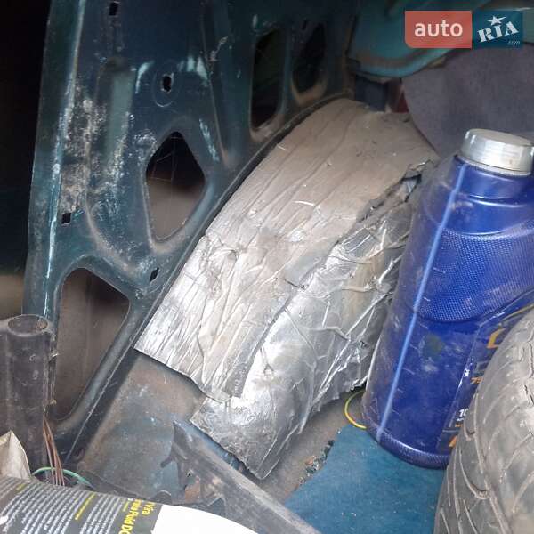 Седан Renault 19 1998 в Безлюдовке