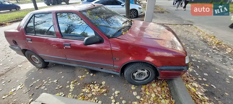 Renault 19