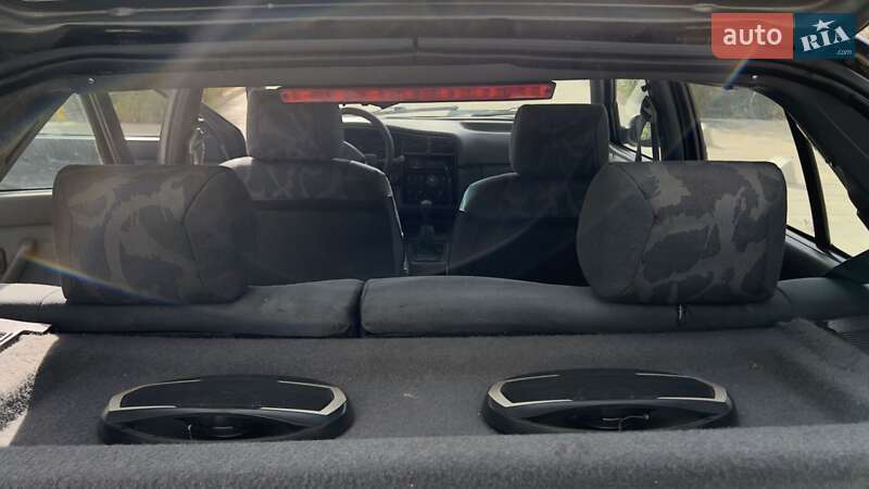 Хэтчбек Renault 19 1994 в Пустомытах фото 2 Хэтчбек Renault 19 1994 в Пустомытах