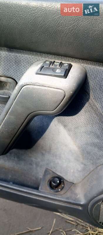 Хэтчбек Renault 19 1993 в Львове