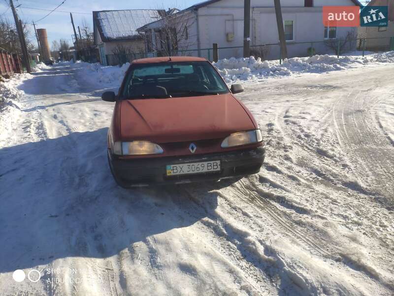 Седан Renault 19 1992 в Красилове