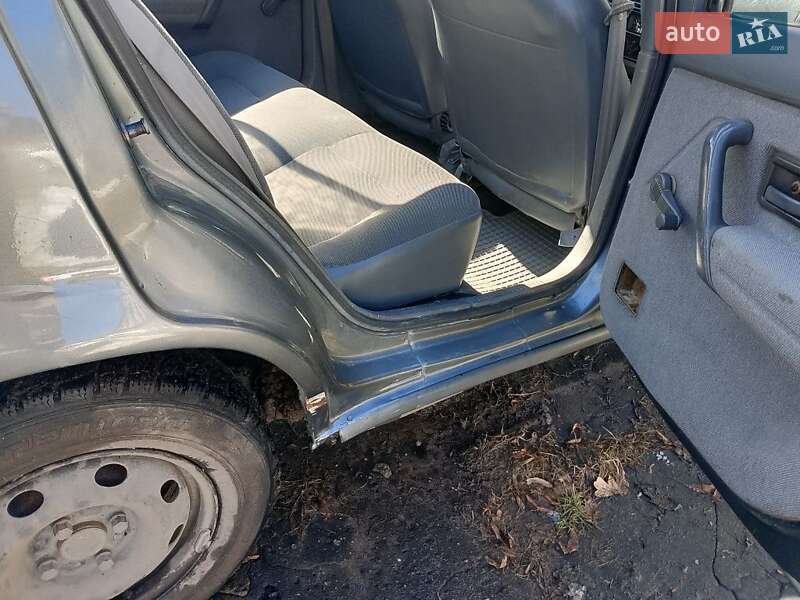 Седан Renault 19 1992 в Умані