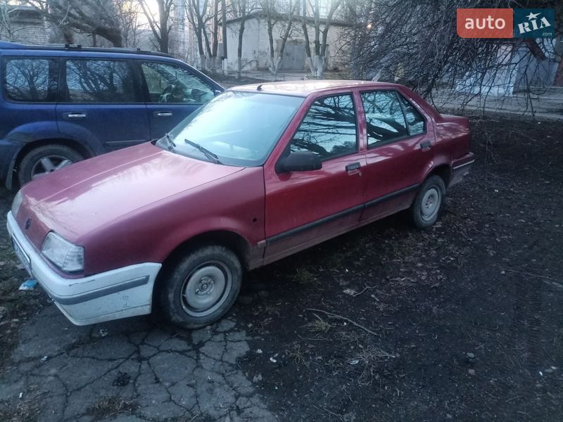Седан Renault 19 1992 в Чернівцях
