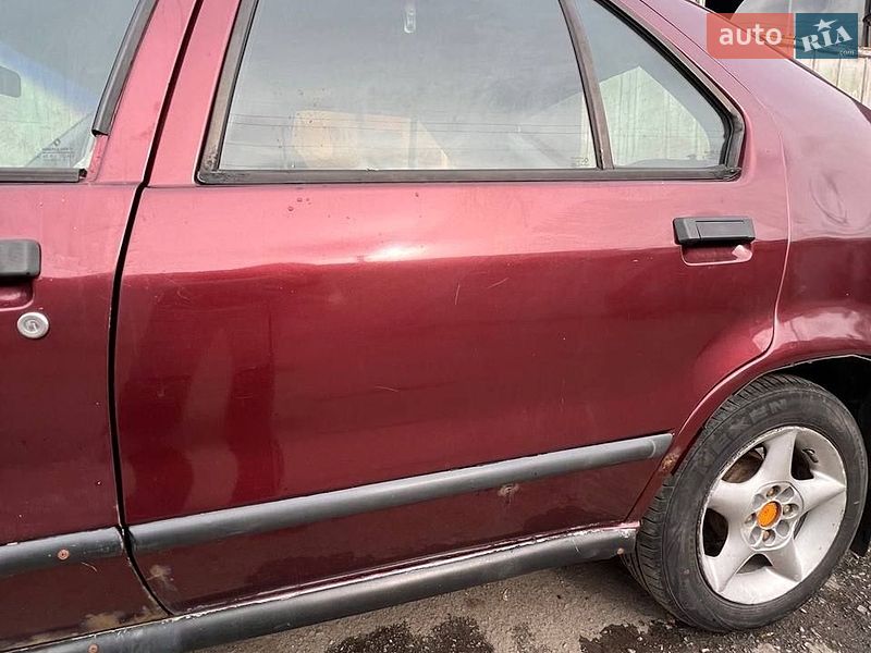 Хэтчбек Renault 19 1993 в Киеве