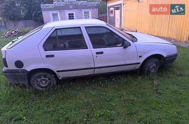 Хэтчбек Renault 19 1994 в Черновцах