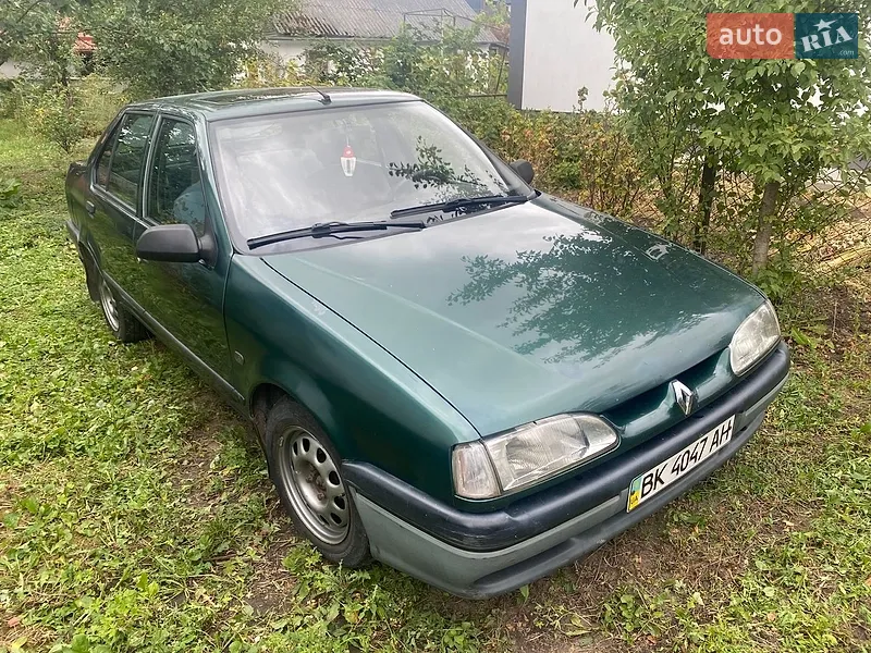 Renault 19