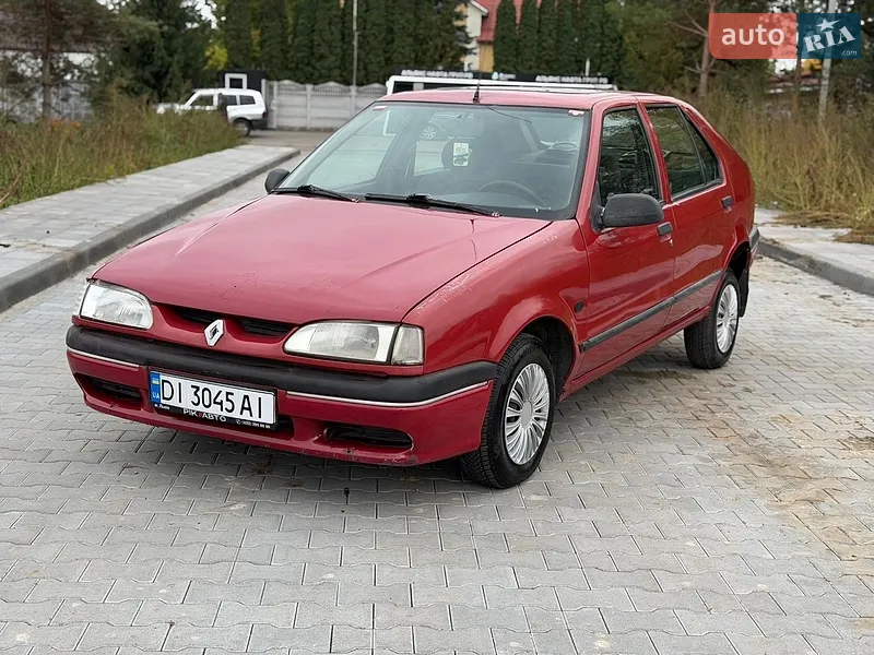 Renault 19