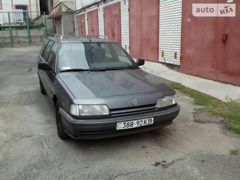 Универсал Renault 21 1989 в Киеве