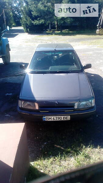 Седан Renault 21 1989 в Ямпілю