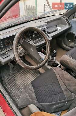 Седан Renault 21 1986 в Вознесенске