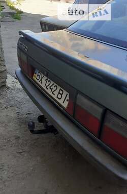 Седан Renault 21 1988 в 