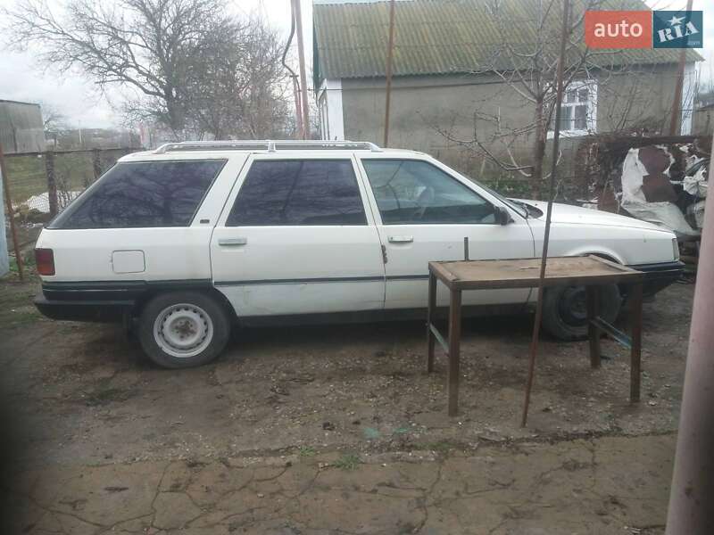 Универсал Renault 21 1987 в Веселинове фото 3 Универсал Renault 21 1987 в Веселинове