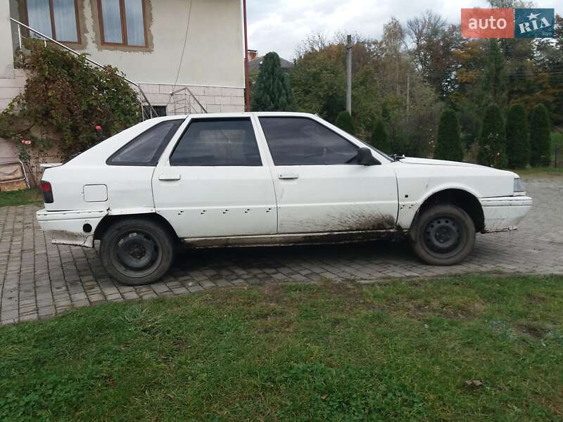 Хэтчбек Renault 21 1989 в Калуше
