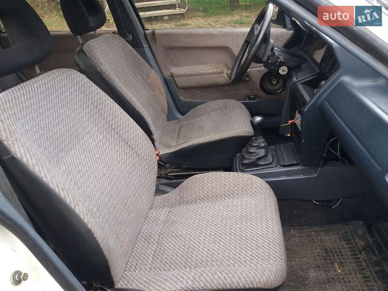 Хэтчбек Renault 21 1989 в Калуше