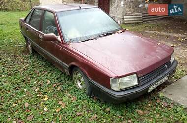 Седан Renault 21 1990 в Львові