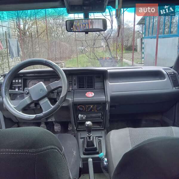 Хэтчбек Renault 21 1990 в Ладыжине