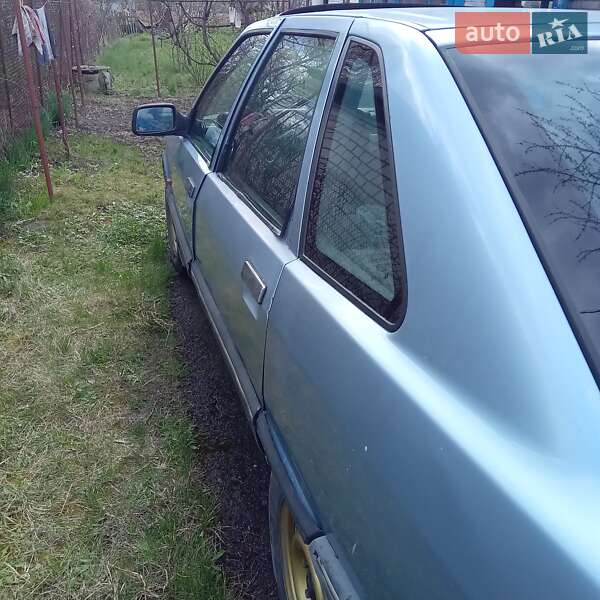 Хэтчбек Renault 21 1990 в Ладыжине