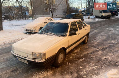 Седан Renault 21 1986 в Житомирі