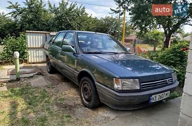 Седан Renault 21 1988 в Синельниково