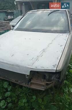 Седан Renault 21 1986 в Чемеровцах