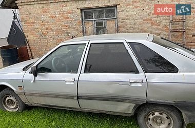 Хетчбек Renault 21 1990 в Рівному